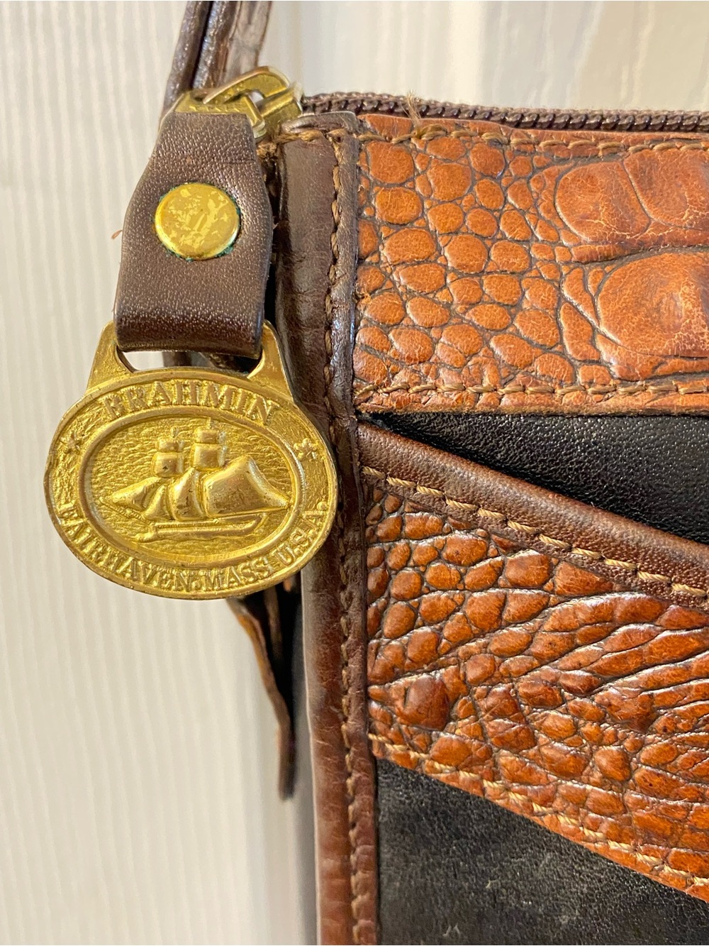 Vintage Brahmin All Leather Luxury Shoulders bag. Great condition clean interior - Picture 2 of 14